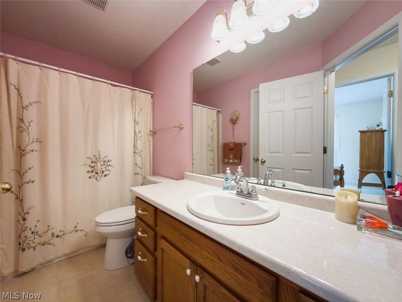 4054 Lindbergh Avenue NW, Canton, OH 44718 Photo 13