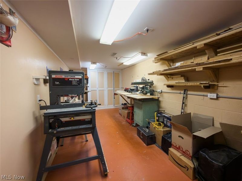 4054 Lindbergh Avenue NW, Canton, OH 44718 Photo 16