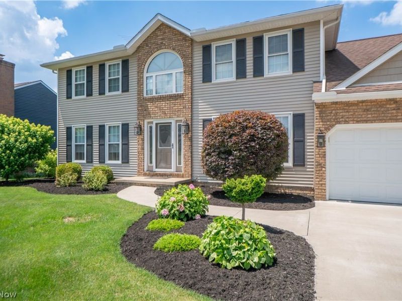1631 Horizon Drive , Louisville, OH 44641 Photo 2