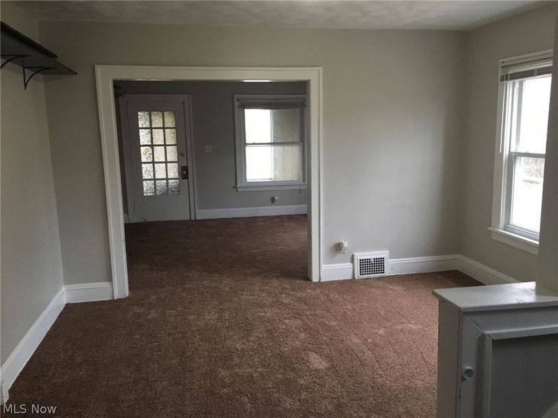 246 Center Road, Bedford, OH 44146 Photo 5