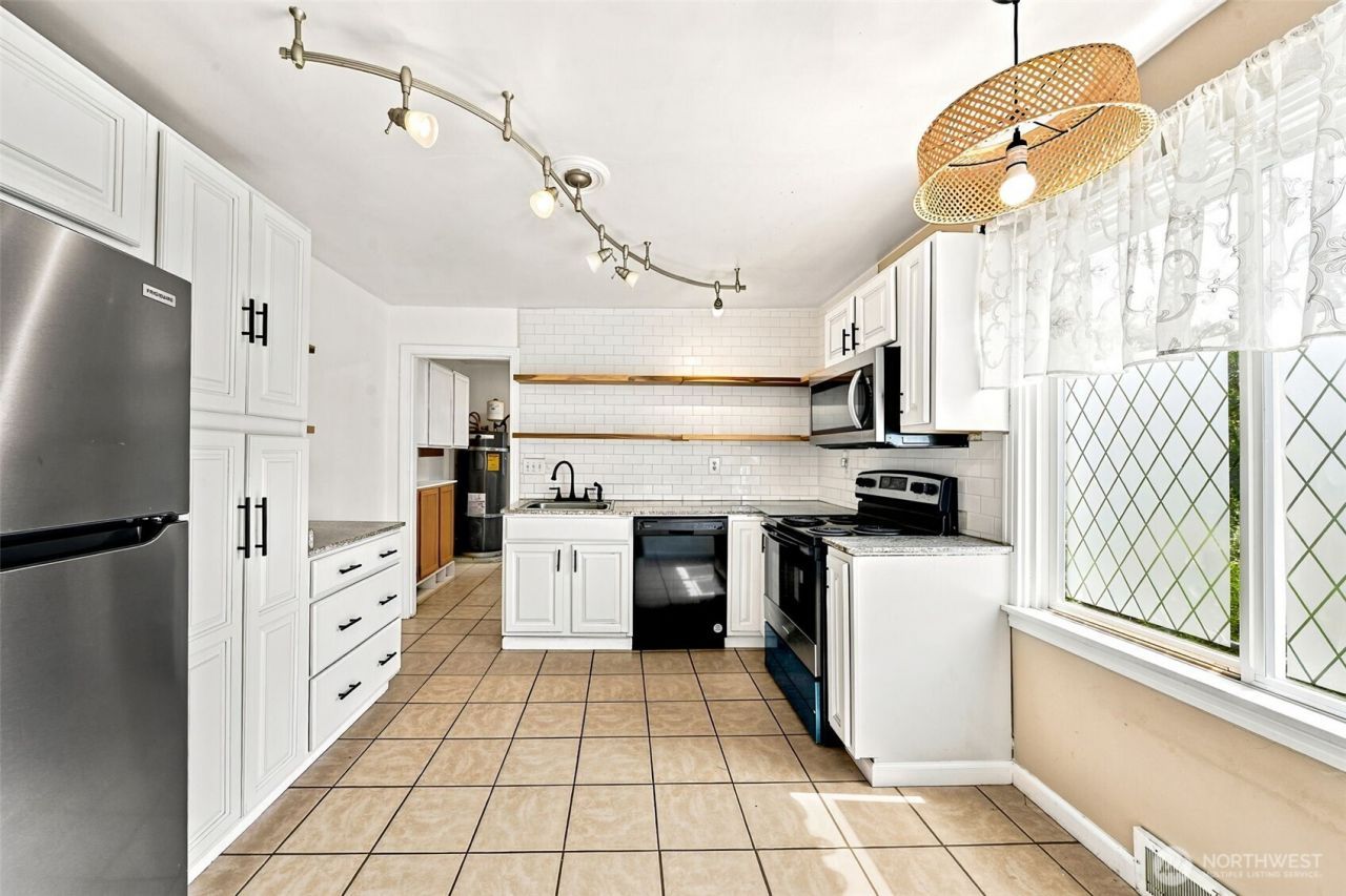 116 M Street Ne, Auburn, WA 98002