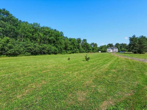 47 Phelps Lane, South Hero, VT 05486