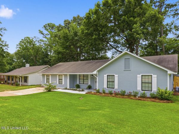 543 Bradford Drive, Brandon, MS 39047