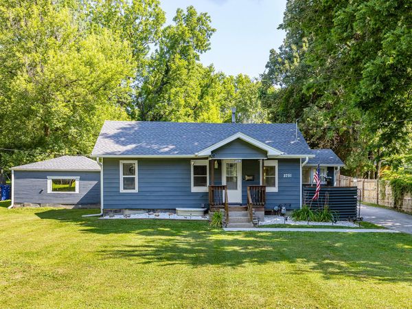 2751 Sheridan Avenue, Des Moines, IA 50310