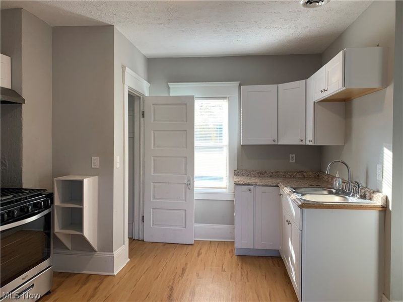 2129 Althen Avenue, Cleveland, OH 44109 Photo 4
