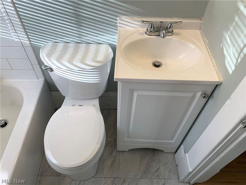 2129 Althen Avenue, Cleveland, OH 44109 Photo 8