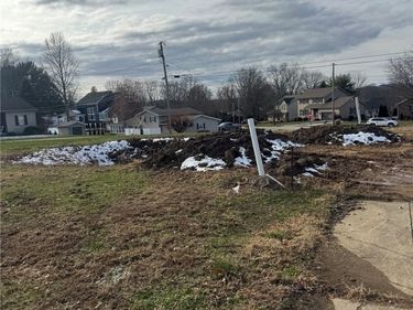 1200 Jennifer Drive, Dover, OH 44622