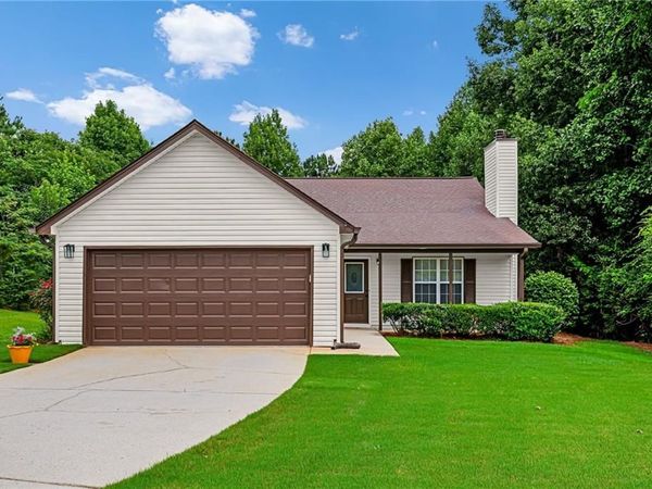 1690 Cotton Wood Court , Hampton, GA 30228