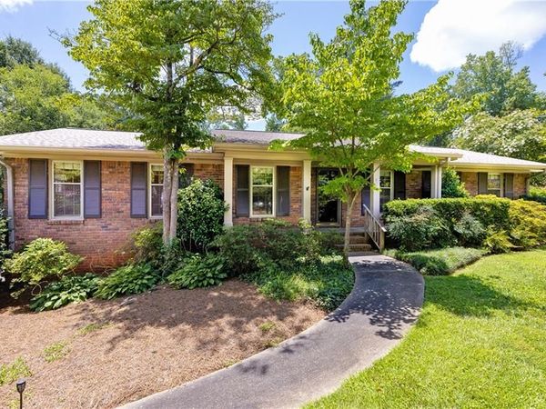 472 Highview Drive SE, Smyrna, GA 30082