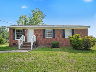 125 Surry Drive, Nashville, NC 27856