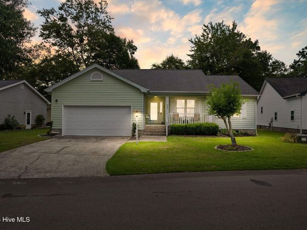 459 Pepper Breeze Avenue SW, Calabash, NC 28467