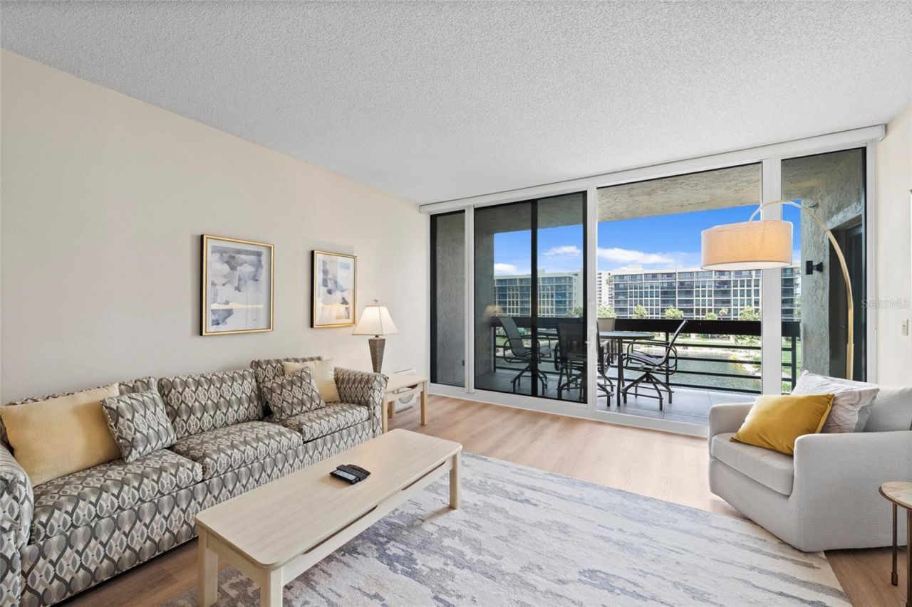 1095 Gulf Of Mexico Drive, Unit 303, Longboat Key, FL 34228 Photo
