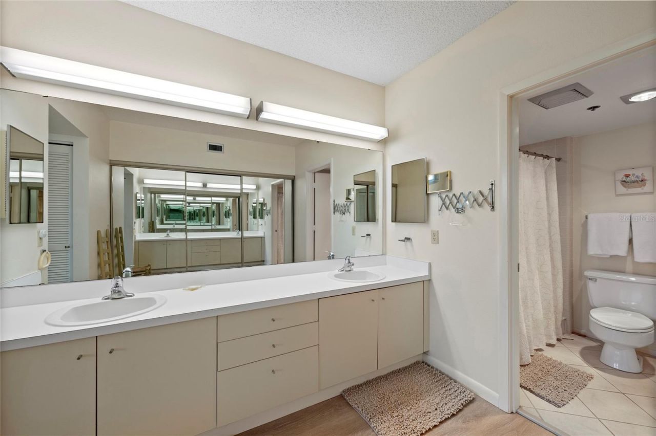 1095 Gulf Of Mexico Drive, Unit 303, Longboat Key, FL 34228 Photo