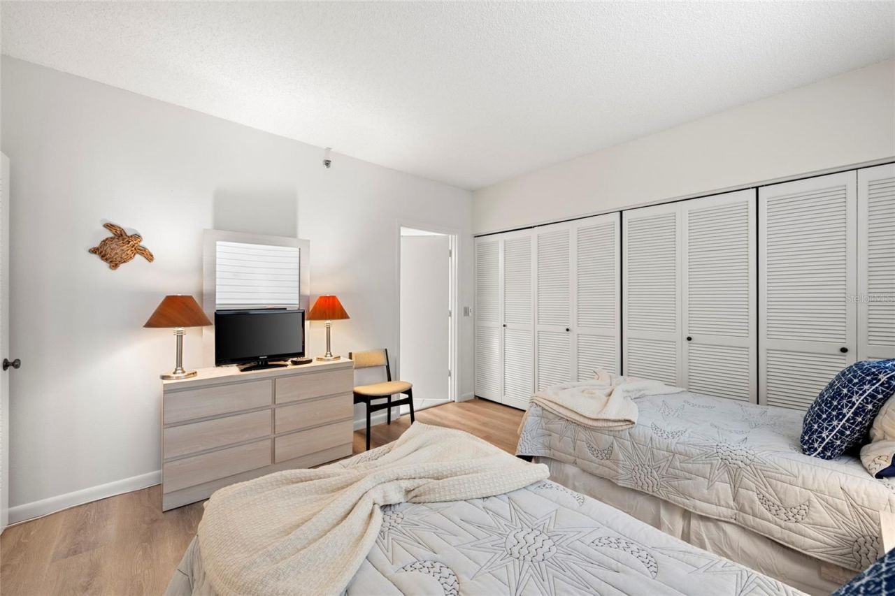 1095 Gulf Of Mexico Drive, Unit 303, Longboat Key, FL 34228 Photo