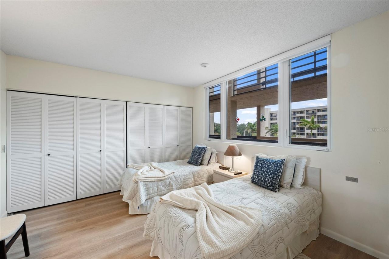 1095 Gulf Of Mexico Drive, Unit 303, Longboat Key, FL 34228 Photo