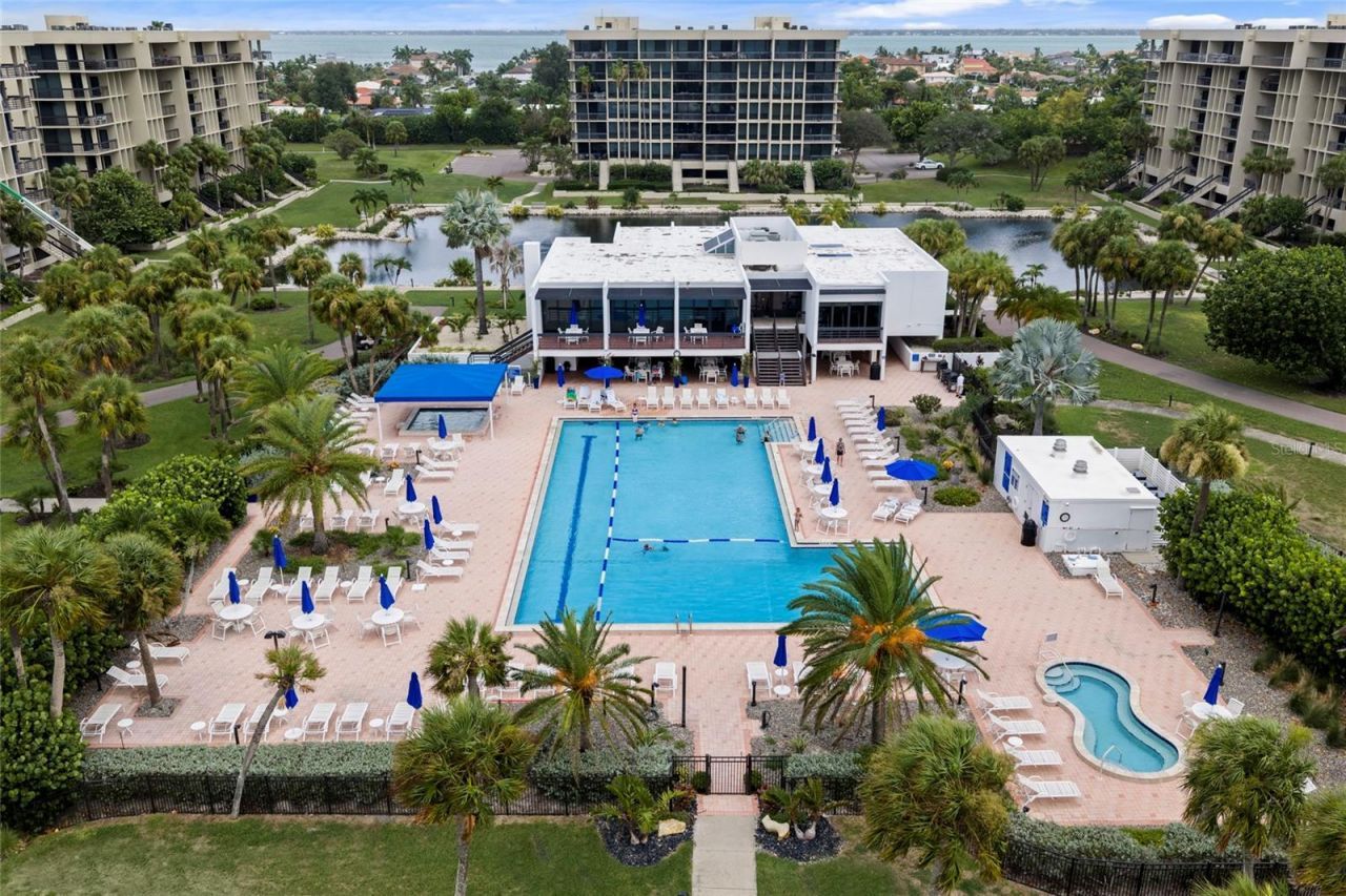 1095 Gulf Of Mexico Drive, Unit 303, Longboat Key, FL 34228 Photo