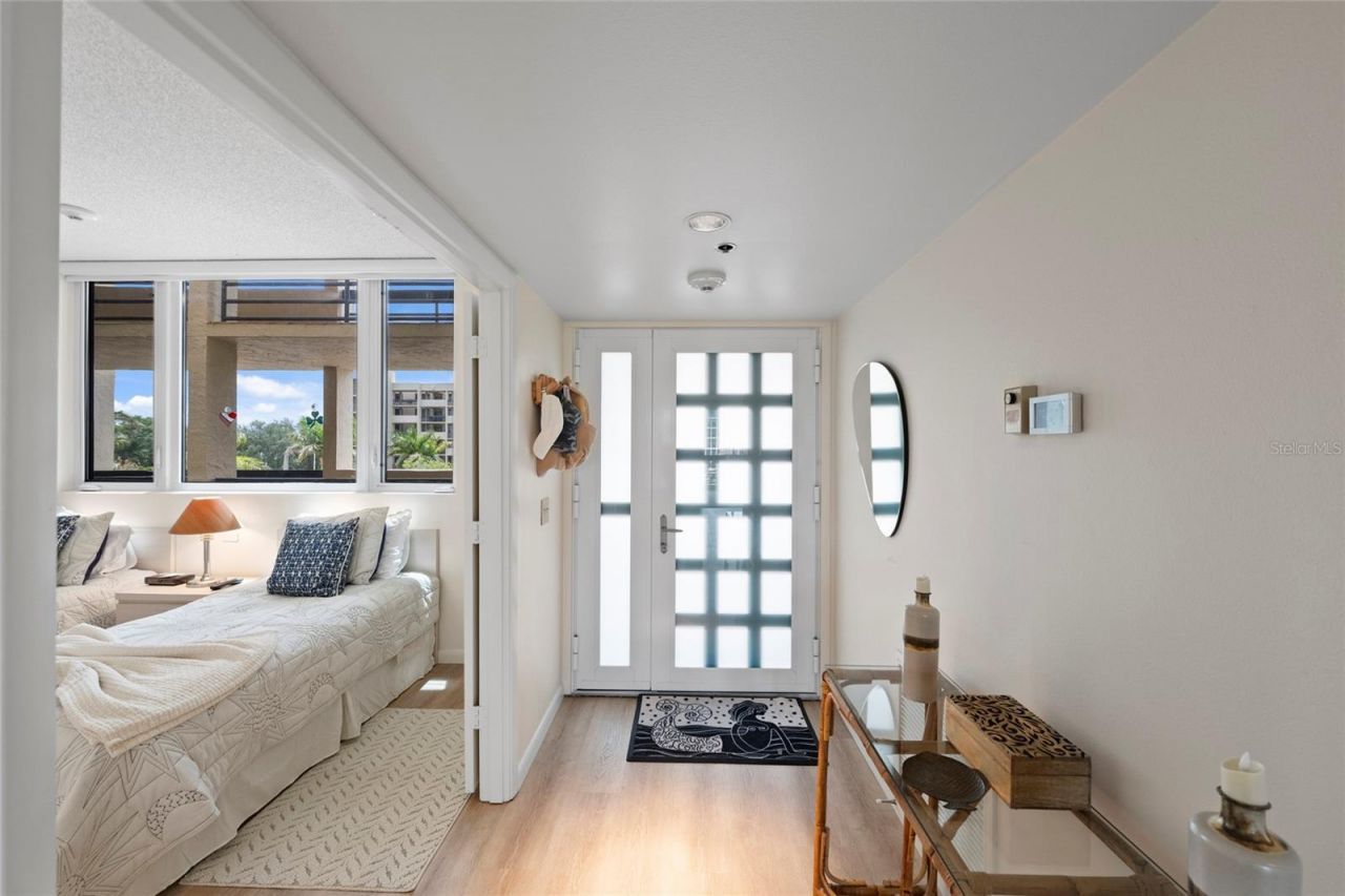 1095 Gulf Of Mexico Drive, Unit 303, Longboat Key, FL 34228 Photo