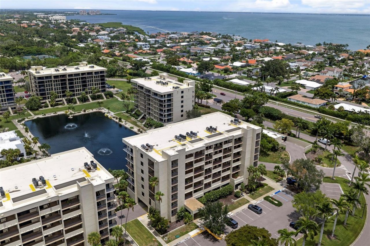 1095 Gulf Of Mexico Drive, Unit 303, Longboat Key, FL 34228 Photo
