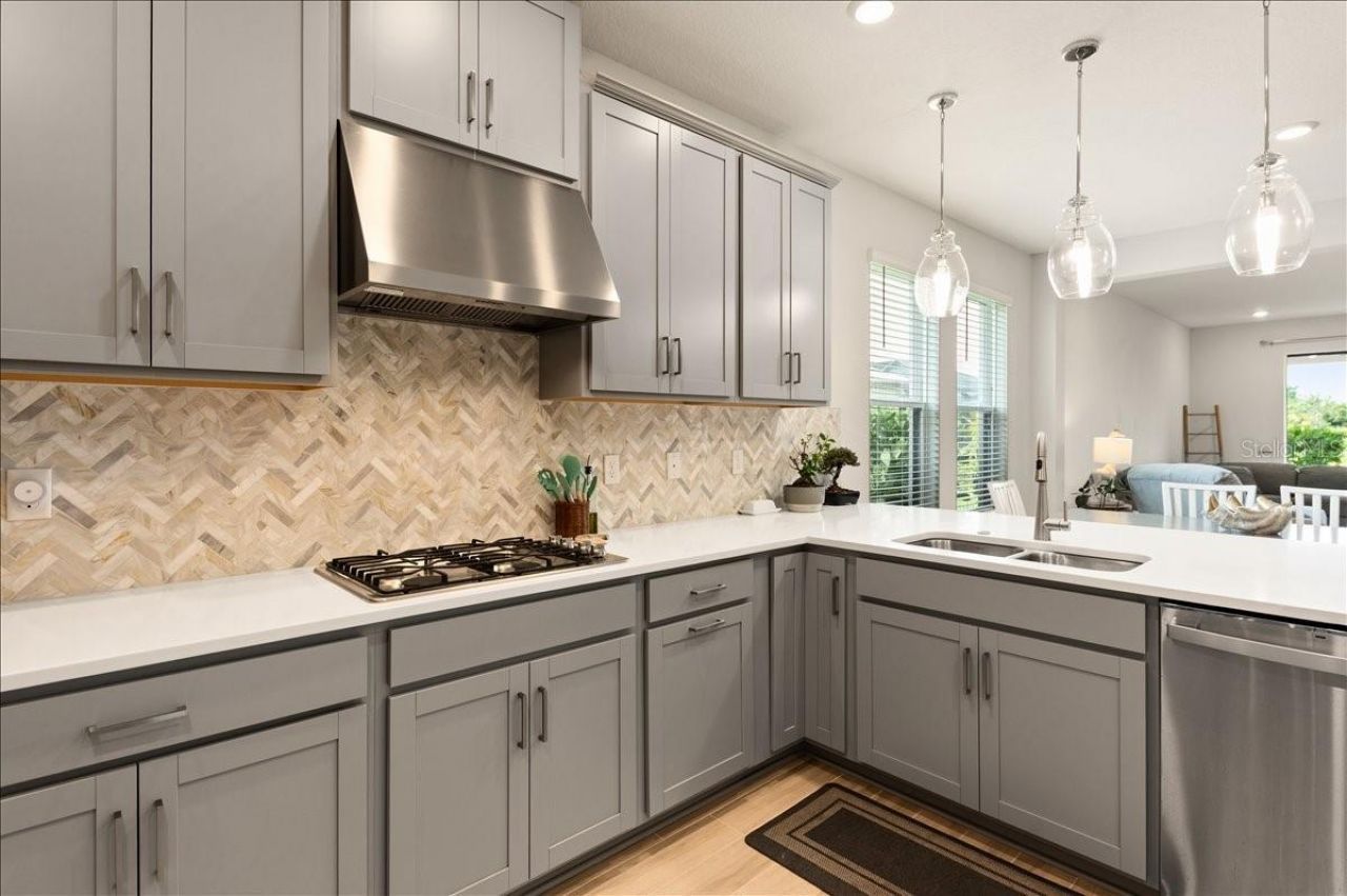 9016 Tequila Sunrise Drive, Sarasota, FL 34241 Photo