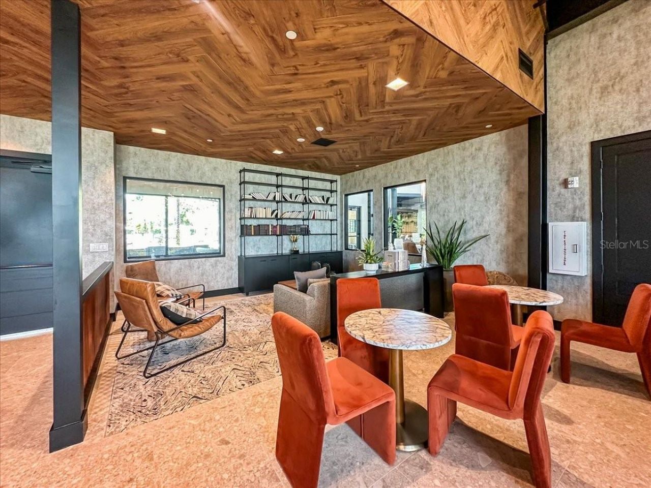 9016 Tequila Sunrise Drive, Sarasota, FL 34241 Photo