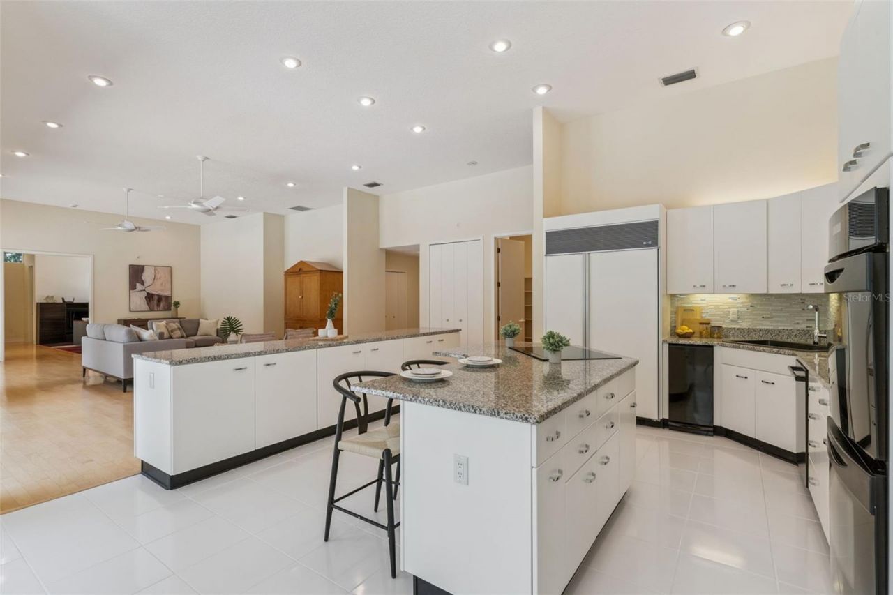 632 E Club Circle, Longwood, FL 32779 Photo
