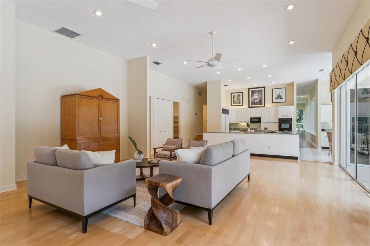 632 E Club Circle, Longwood, FL 32779 Photo