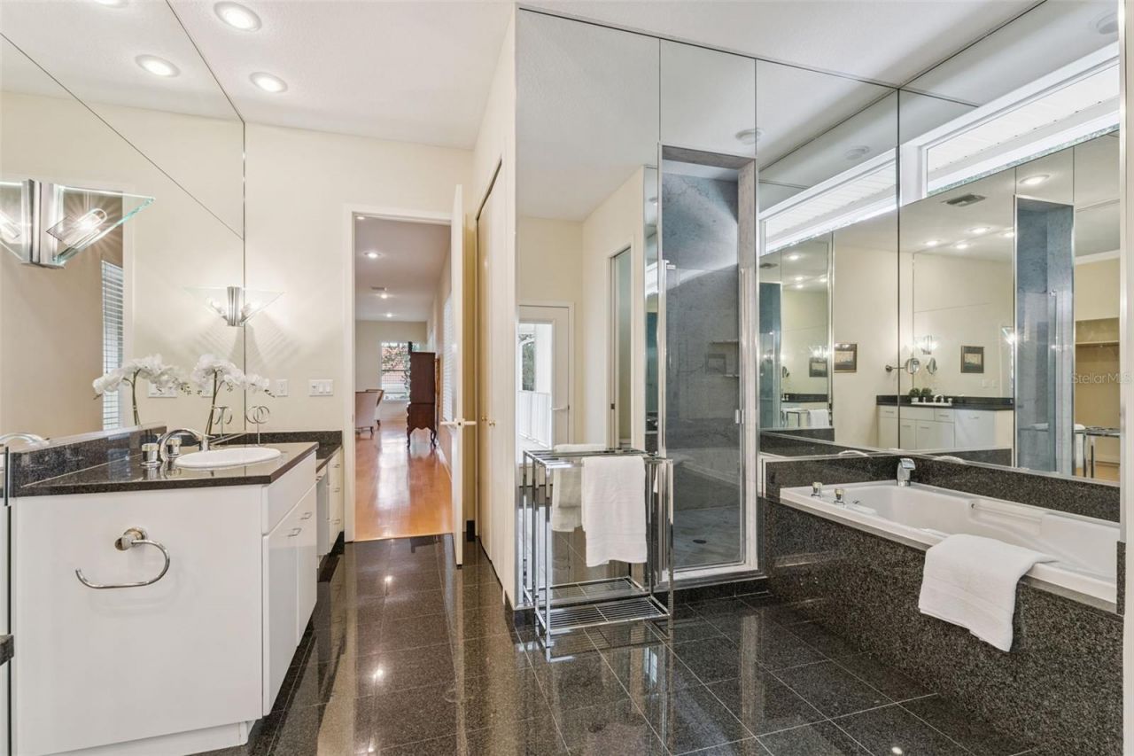 632 E Club Circle, Longwood, FL 32779 Photo