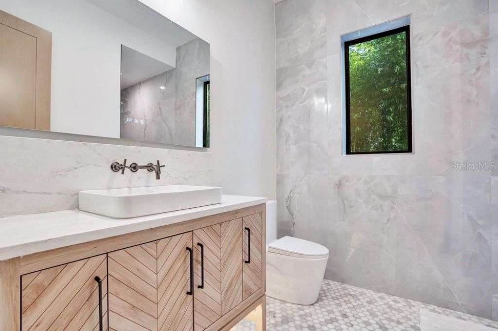 724 W 2nd Avenue, Windermere, FL 34786 Photo