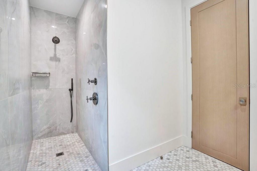 724 W 2nd Avenue, Windermere, FL 34786 Photo