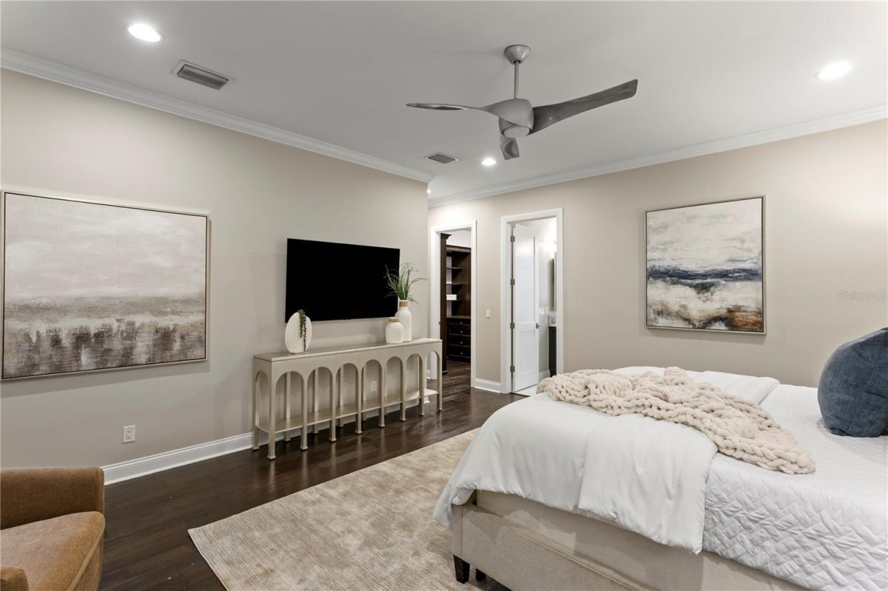 5016 W Evelyn Drive, Tampa, FL 33609 Photo