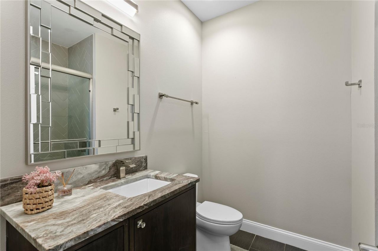 5016 W Evelyn Drive, Tampa, FL 33609 Photo