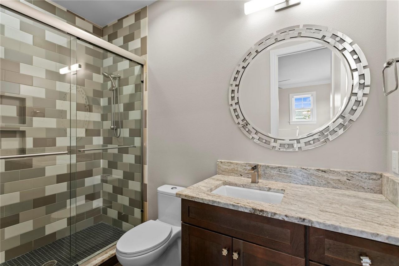 5016 W Evelyn Drive, Tampa, FL 33609 Photo