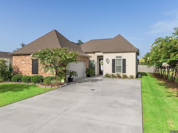 30004 Sanctuary Blvd, Denham Springs, LA 70726