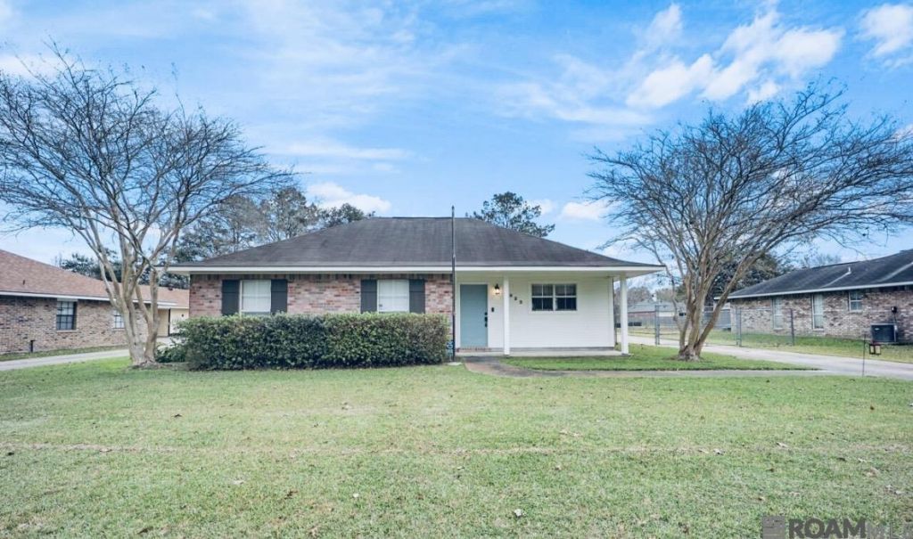 9822 Banway Dr, Greenwell Springs, LA 70739 Main Photo
