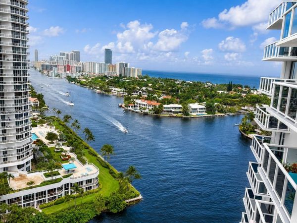 20515 E Country Club Dr , Unit 2141, Aventura, FL 33180
