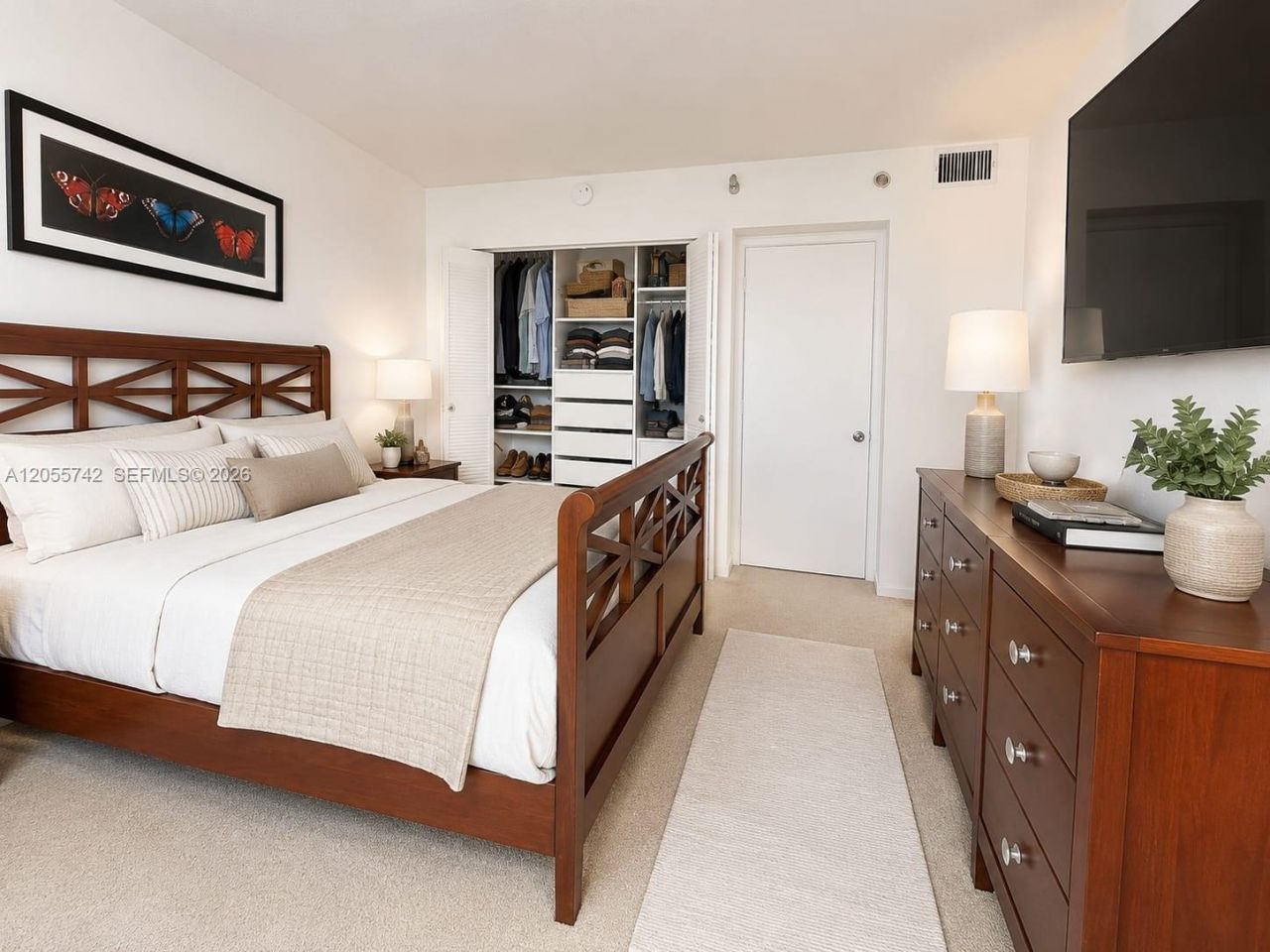 20515 E Country Club Dr , Unit 2141, Aventura, FL 33180 Photo