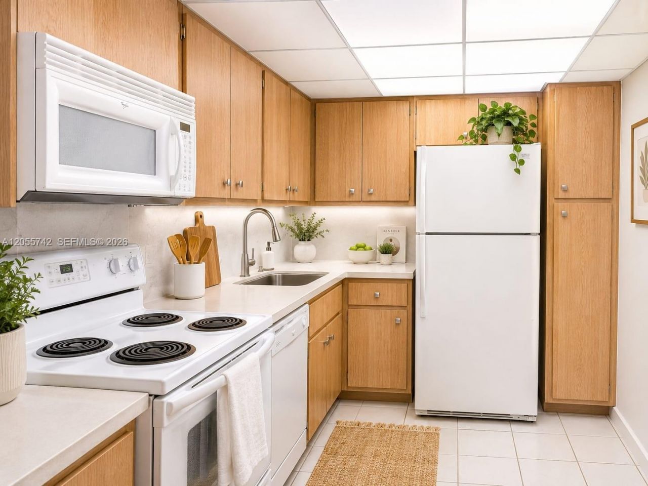 20515 E Country Club Dr , Unit 2141, Aventura, FL 33180 Photo