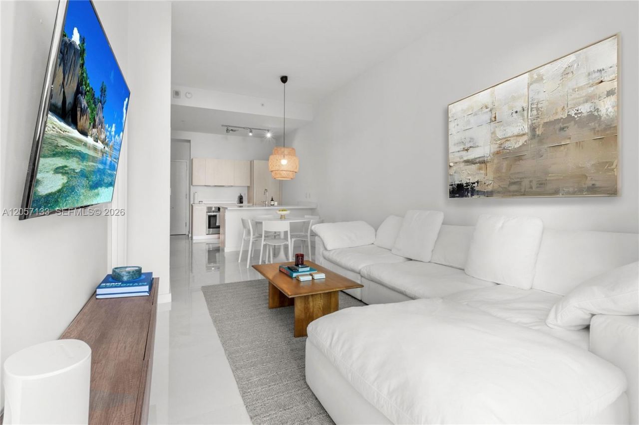 501 NE 31st St , Unit 203, Miami, FL 33137 Photo