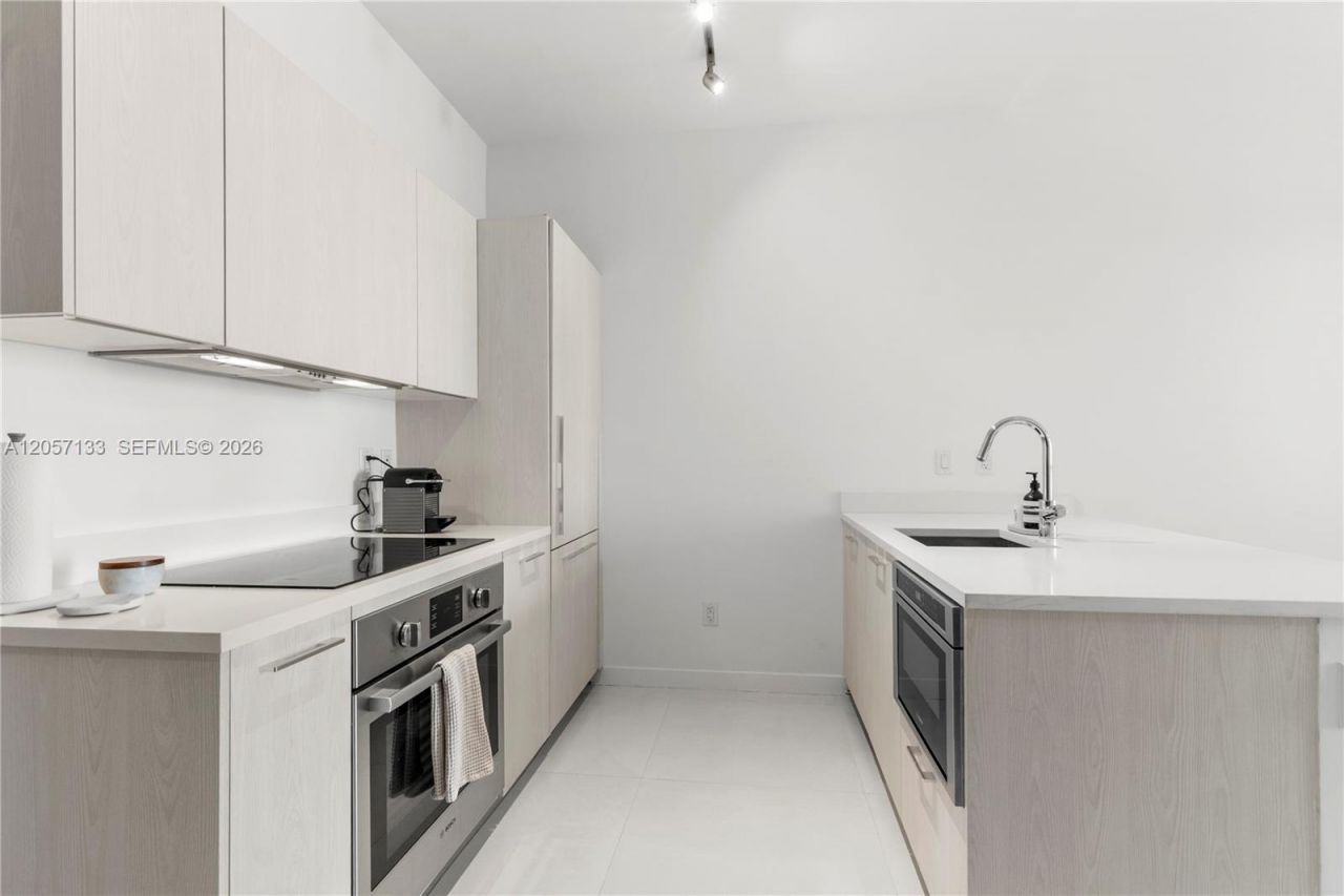 501 NE 31st St , Unit 203, Miami, FL 33137 Photo