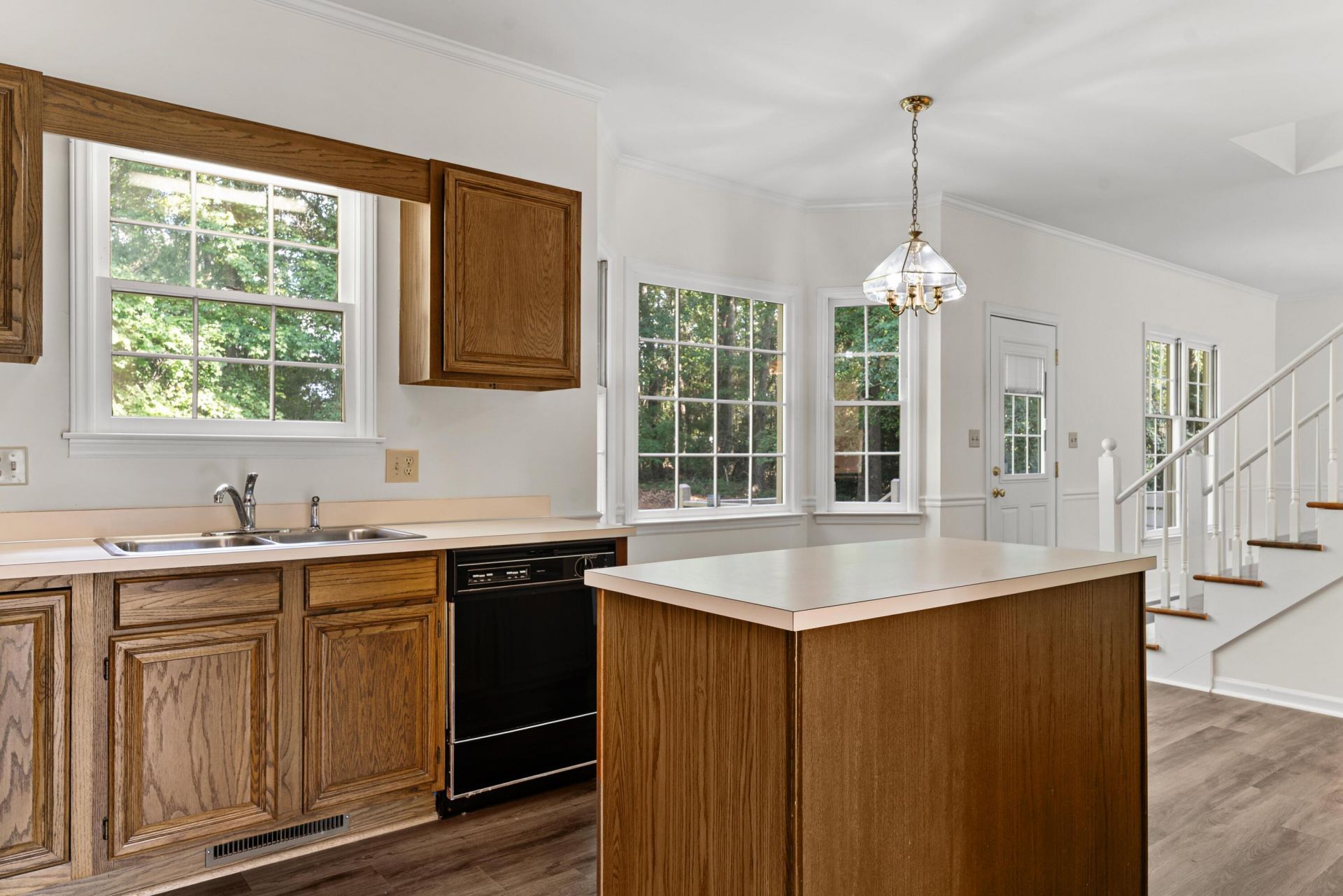 761 Partridge Road Photo 12
