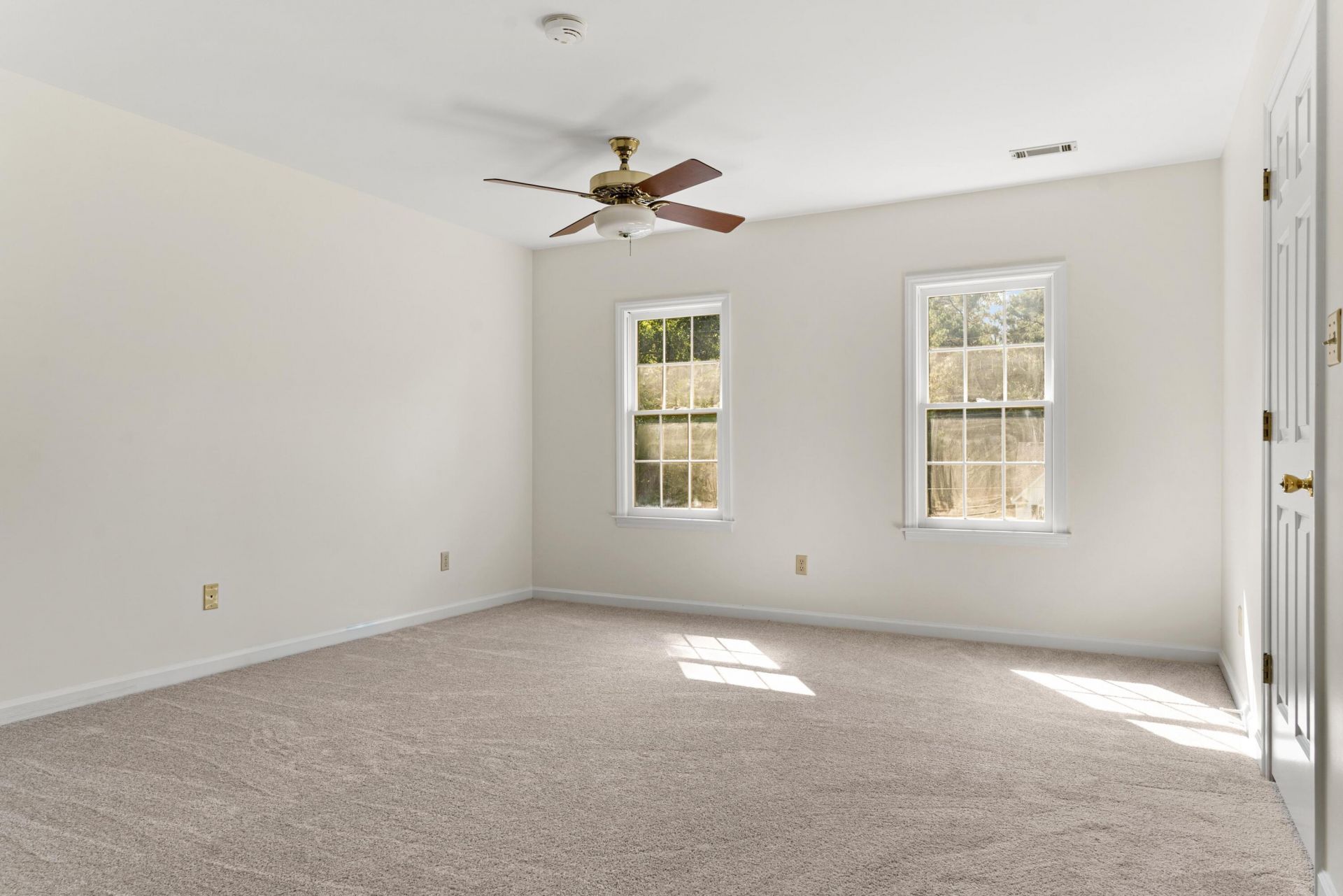 761 Partridge Road Photo 17