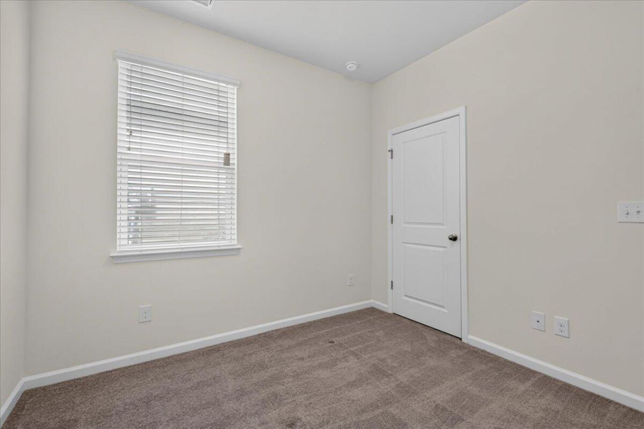 9721 Brandishing Road Photo 18
