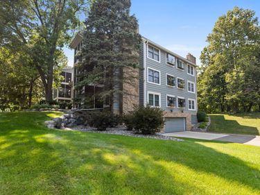 3000 Saint Albans Mill Road, Unit 103, Hopkins, MN 55305