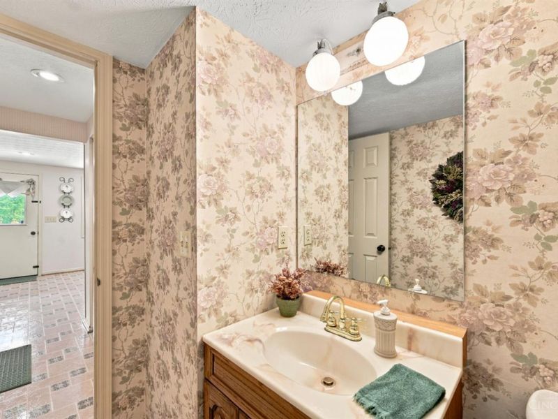 4938 Bonaventure Court, Delhi Twp, OH 45238 Photo 17