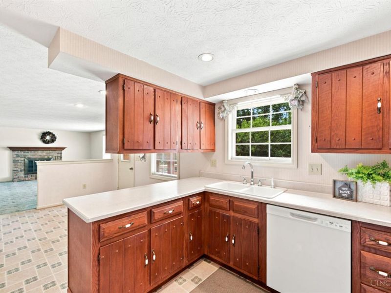 4938 Bonaventure Court, Delhi Twp, OH 45238 Photo 9