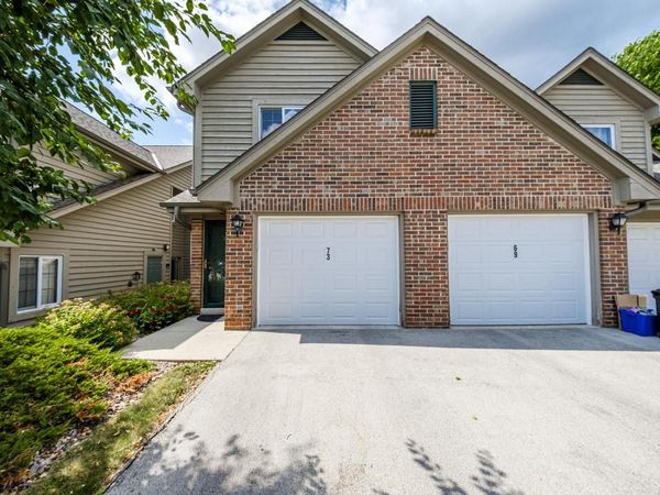 18500 Brookfield Lakes DRIVE, Unit 73, Brookfield, WI 53045