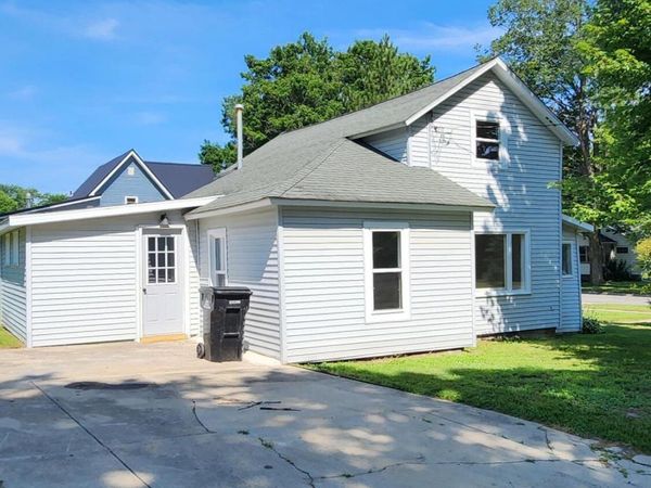 436 E Marshall Street, Hastings, MI 49058