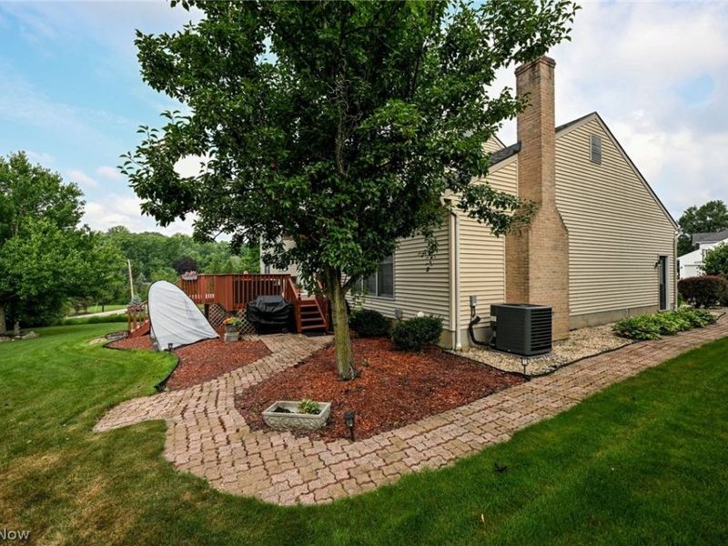 4360 Oakmont Drive, Copley, OH 44321 Photo 8