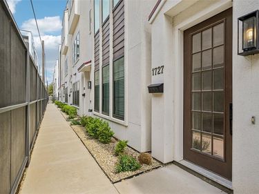 1727 Novela Way, Dallas, TX 75215