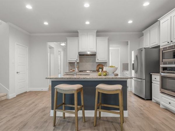 932 Parkside Drive, Argyle, TX 76226